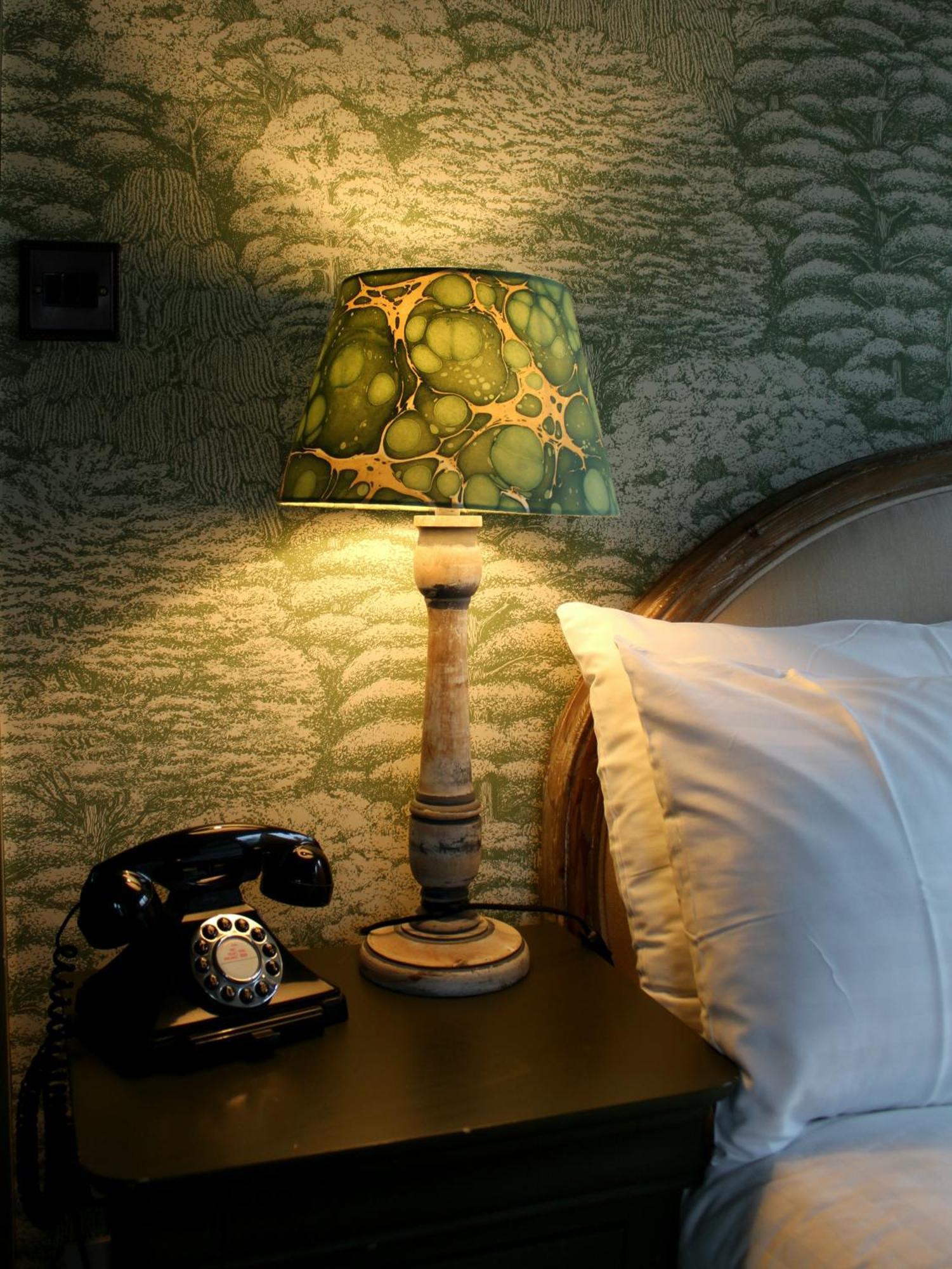 Hotel Hinds Head Aldermaston Zewnętrze zdjęcie