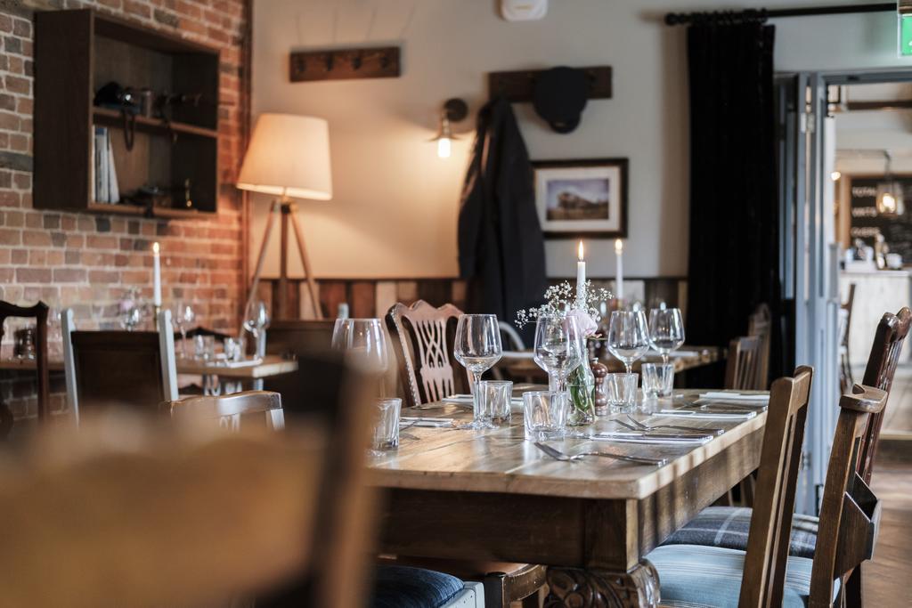 Hotel Hinds Head Aldermaston Zewnętrze zdjęcie