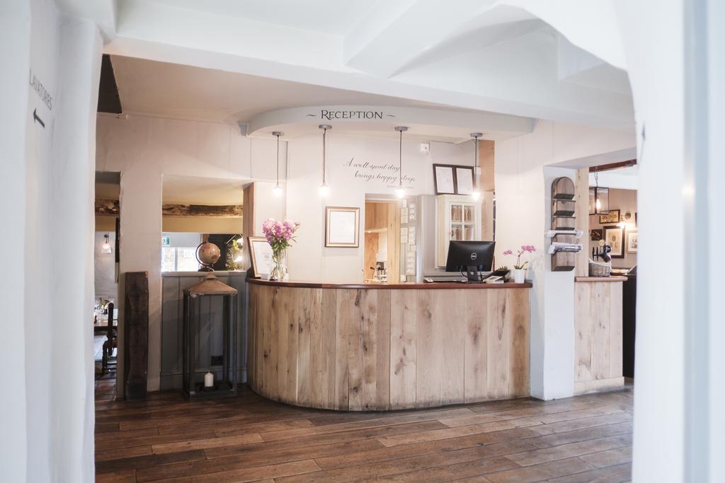 Hotel Hinds Head Aldermaston Zewnętrze zdjęcie