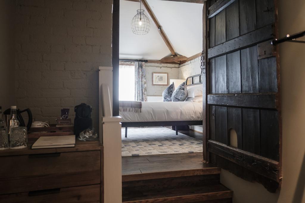Hotel Hinds Head Aldermaston Zewnętrze zdjęcie