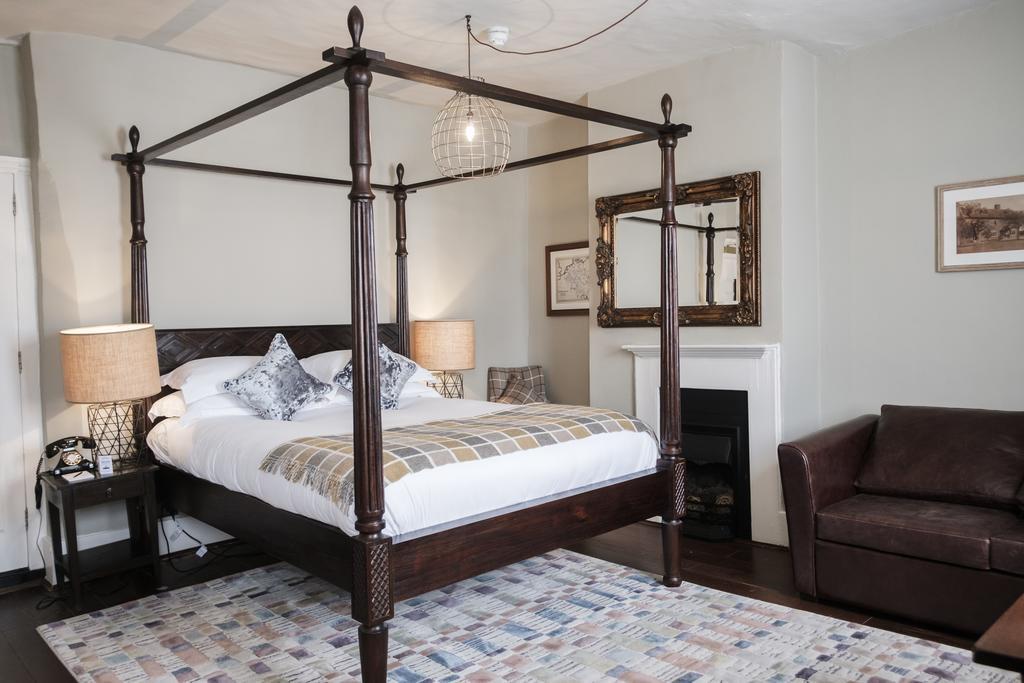 Hotel Hinds Head Aldermaston Zewnętrze zdjęcie